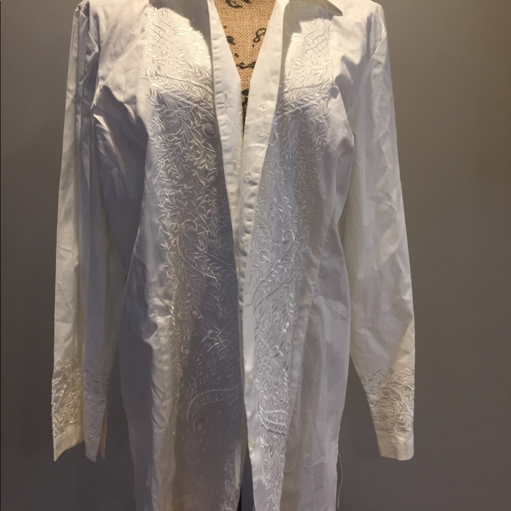 Coldwater Creek XL Top with embroidery